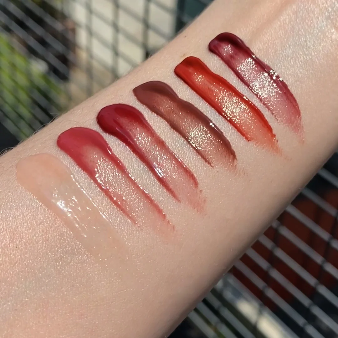 Thorn Bite Peptide Plump Crème Lip Oil: Rose Fruit - Image 7